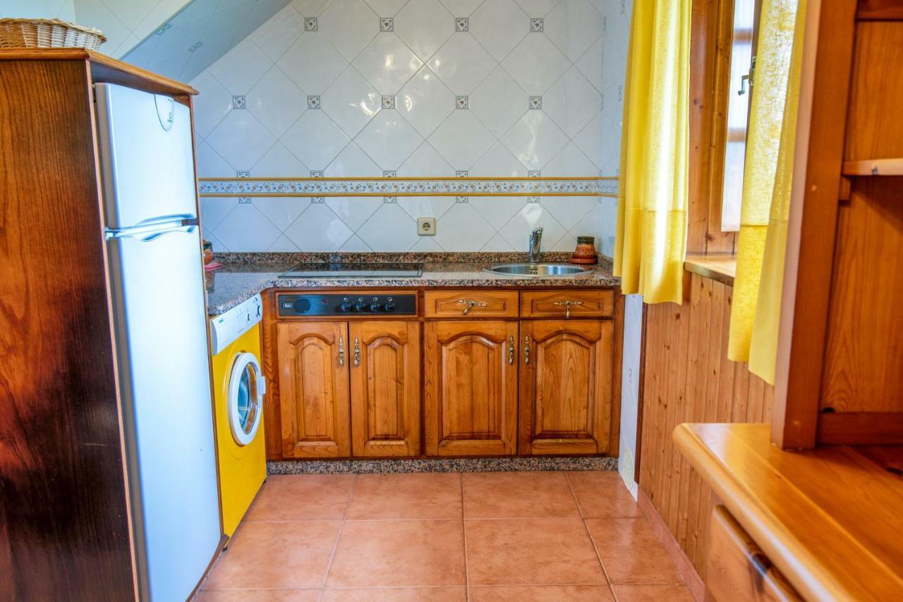 Apartamentos Rurales El Ferreiron Castropol Eksteriør billede
