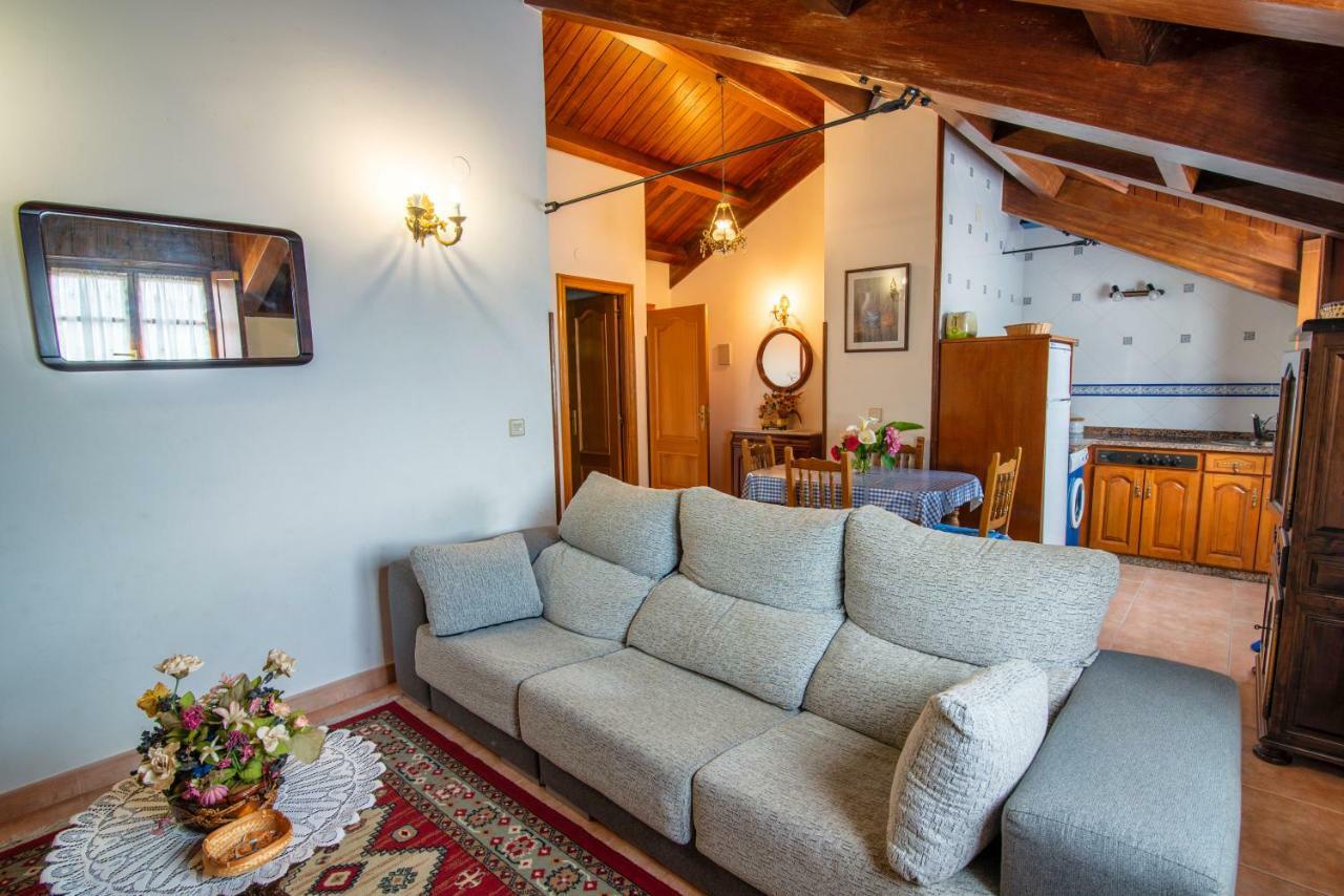 Apartamentos Rurales El Ferreiron Castropol Eksteriør billede